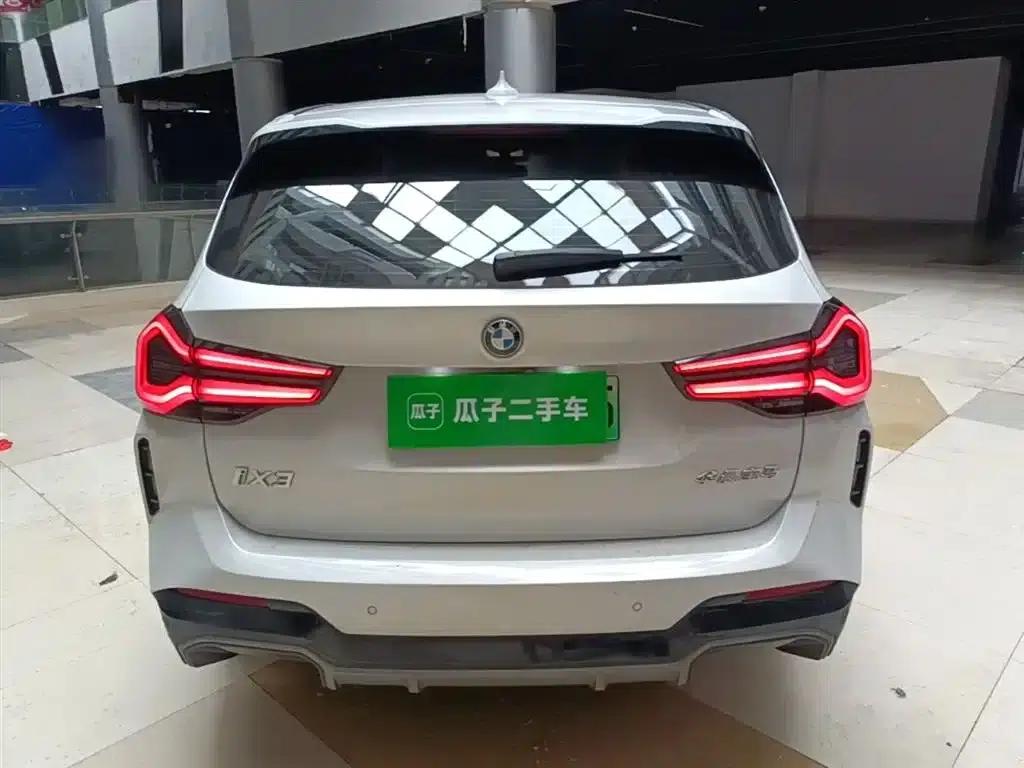 BMW iX3 2022 Facelift - Pioneer Edition — миниатюра 6