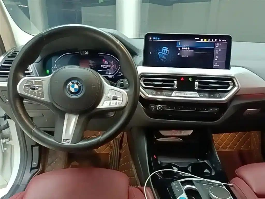 BMW iX3 2022 Facelift - Pioneer Edition — миниатюра 10