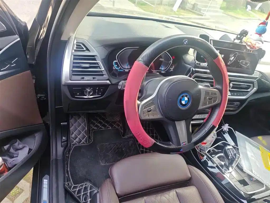 BMW iX3 2022 Leading Edition — миниатюра 3