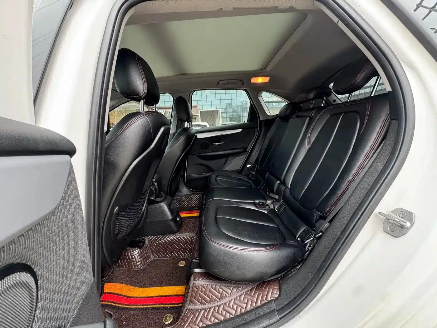2016 BMW 2 Series Gran Tourer 218i Fashion Edition — миниатюра 13