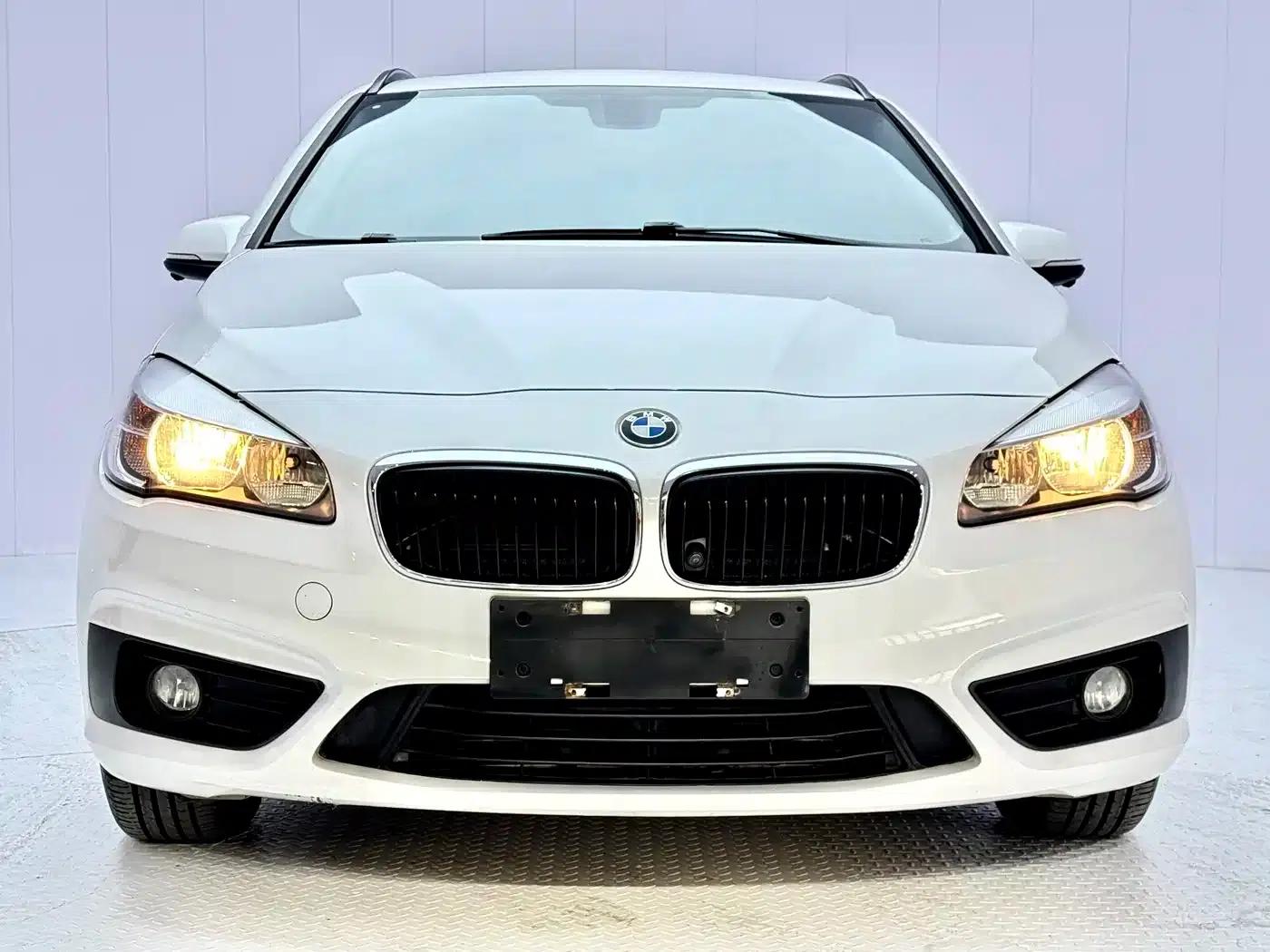 2016 BMW 2 Series Gran Tourer 218i Fashion Edition — миниатюра 3