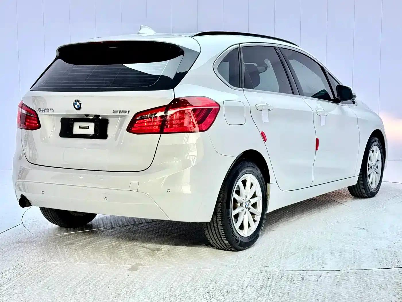 2016 BMW 2 Series Gran Tourer 218i Fashion Edition — миниатюра 6