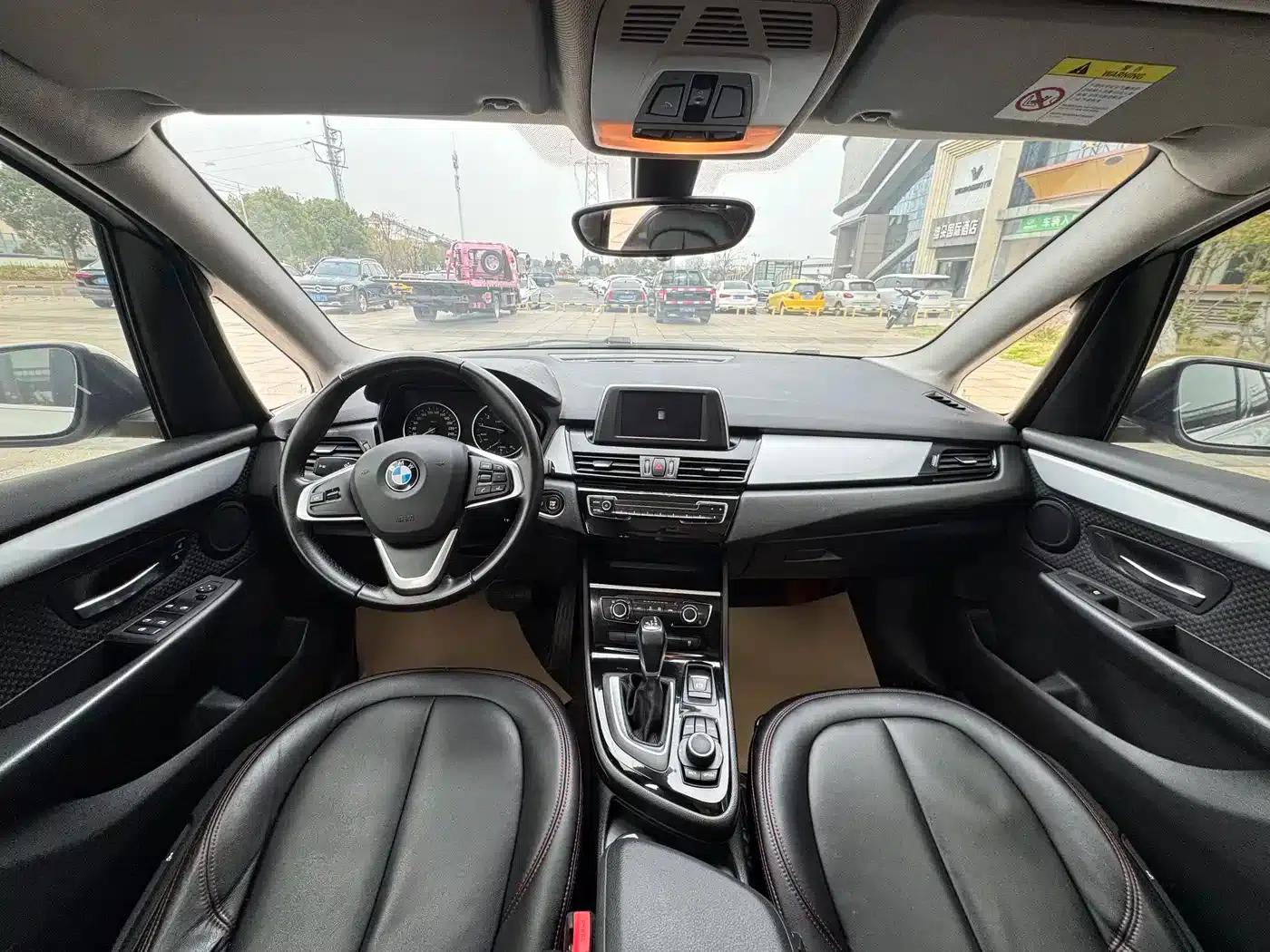 2016 BMW 2 Series Gran Tourer 218i Fashion Edition — миниатюра 9