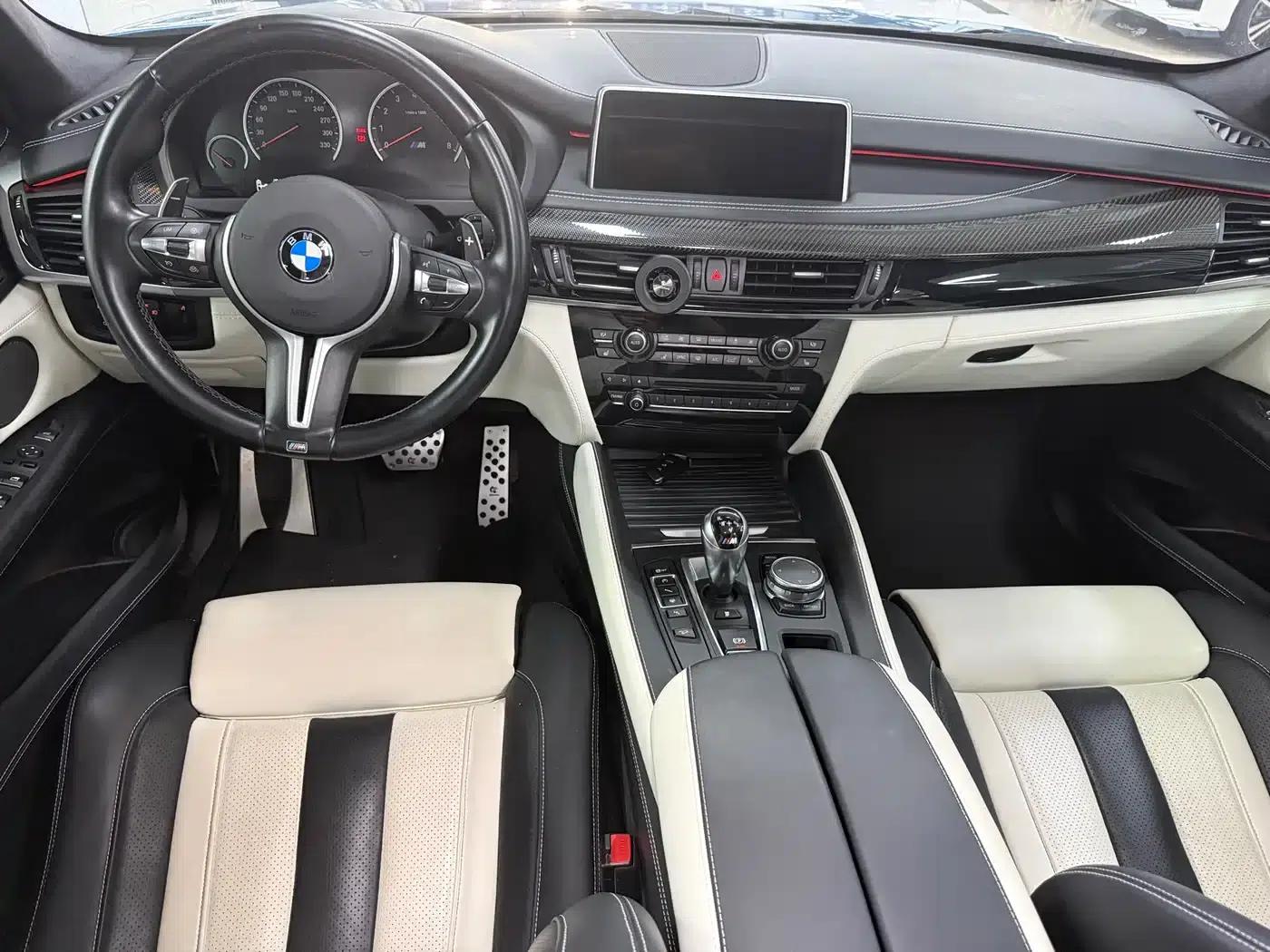 2015 BMW X5 M — миниатюра 11