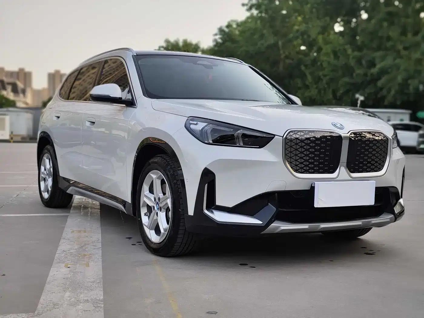 BMW iX1 2023 eDrive25L X Design Package — миниатюра 3