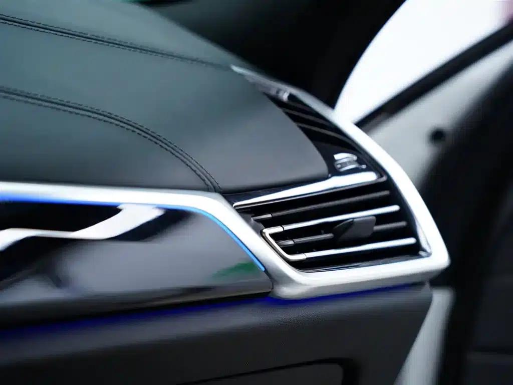 2022 BMW X6 M — миниатюра 47