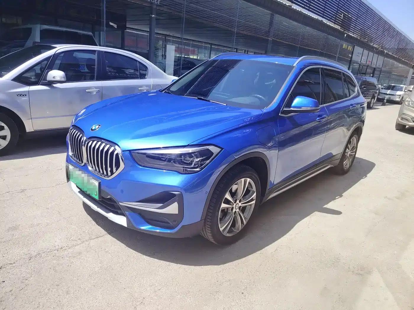 BMW X1 PHEV 2020 xDrive30Le Premium — миниатюра 1