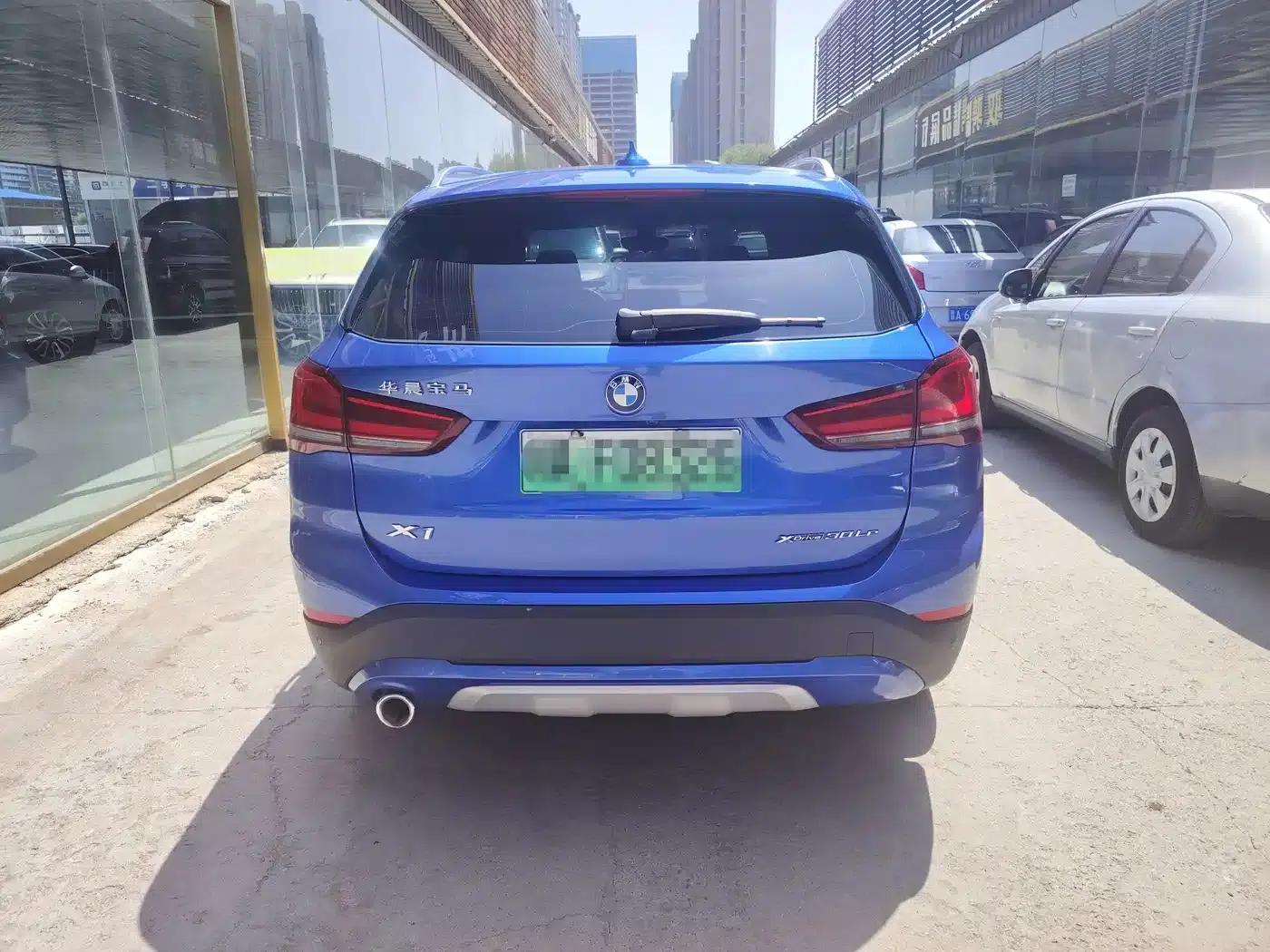 BMW X1 PHEV 2020 xDrive30Le Premium — миниатюра 4
