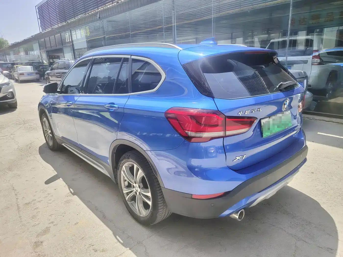 BMW X1 PHEV 2020 xDrive30Le Premium — миниатюра 5