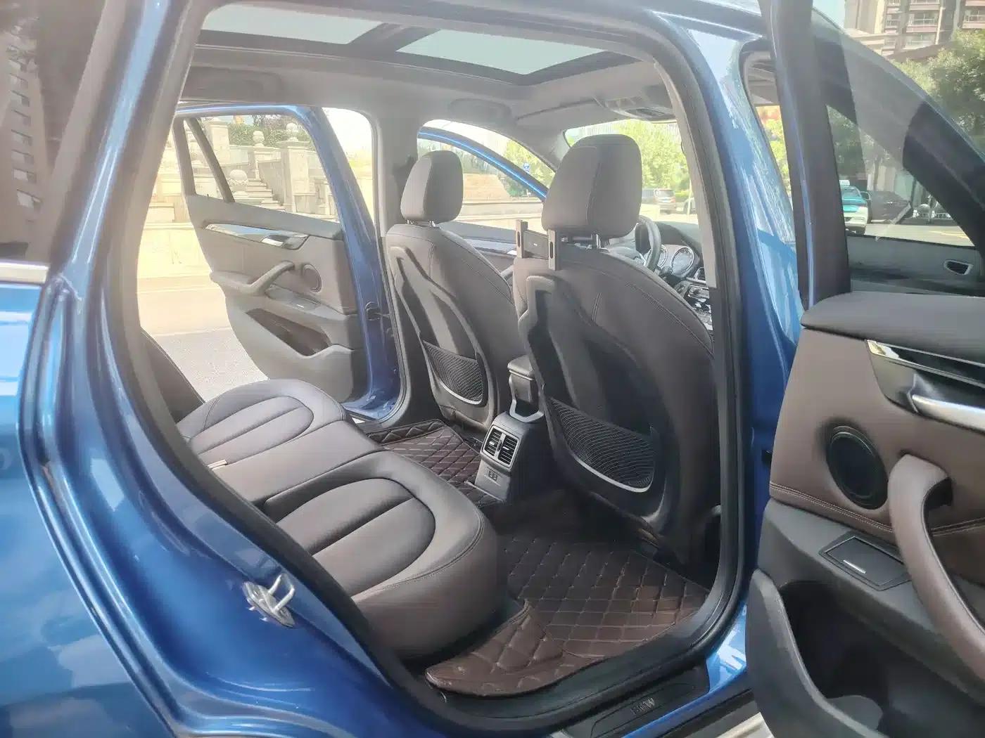 BMW X1 PHEV 2020 xDrive30Le Premium — миниатюра 10