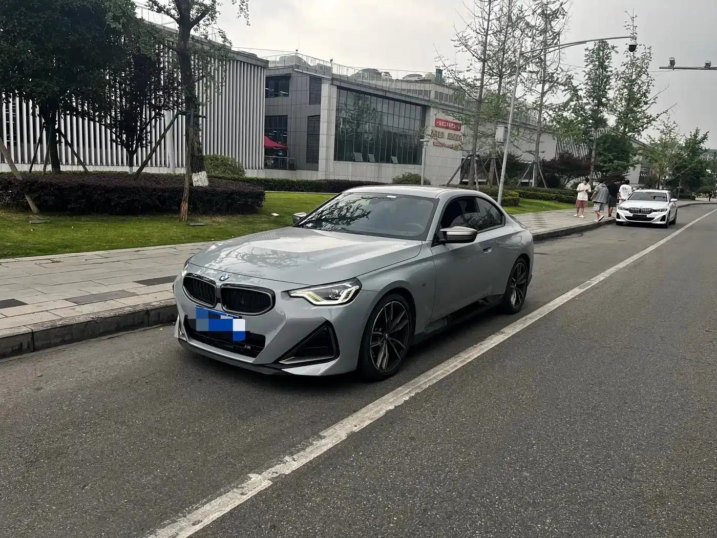 2023 BMW M240i — миниатюра 1