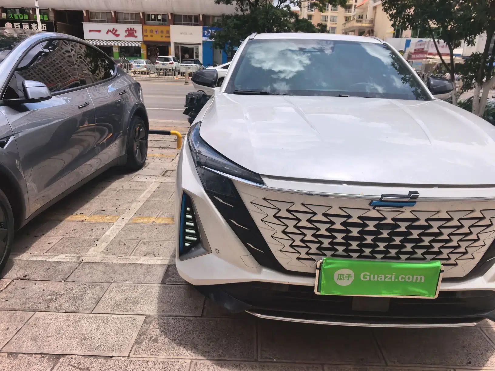 Used CHANGAN OSHAN Z6 New Energy 2022 Blue Whale iDD 150KM Flagship PLUS — миниатюра 7