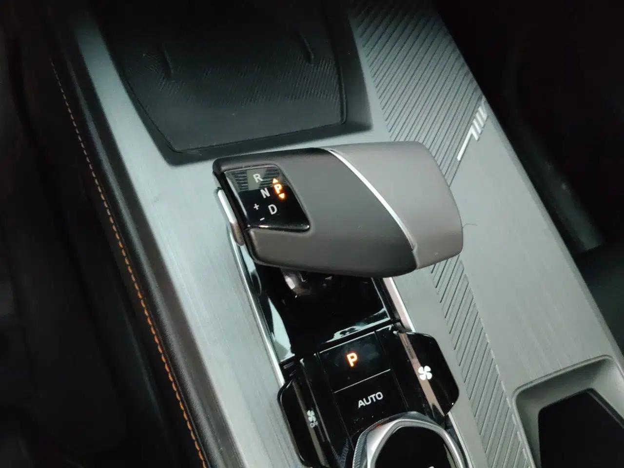 Used CHANGAN OSHAN Z6 New Energy 2023 ZhiDian iDD 150KM Flagship PLUS — миниатюра 14
