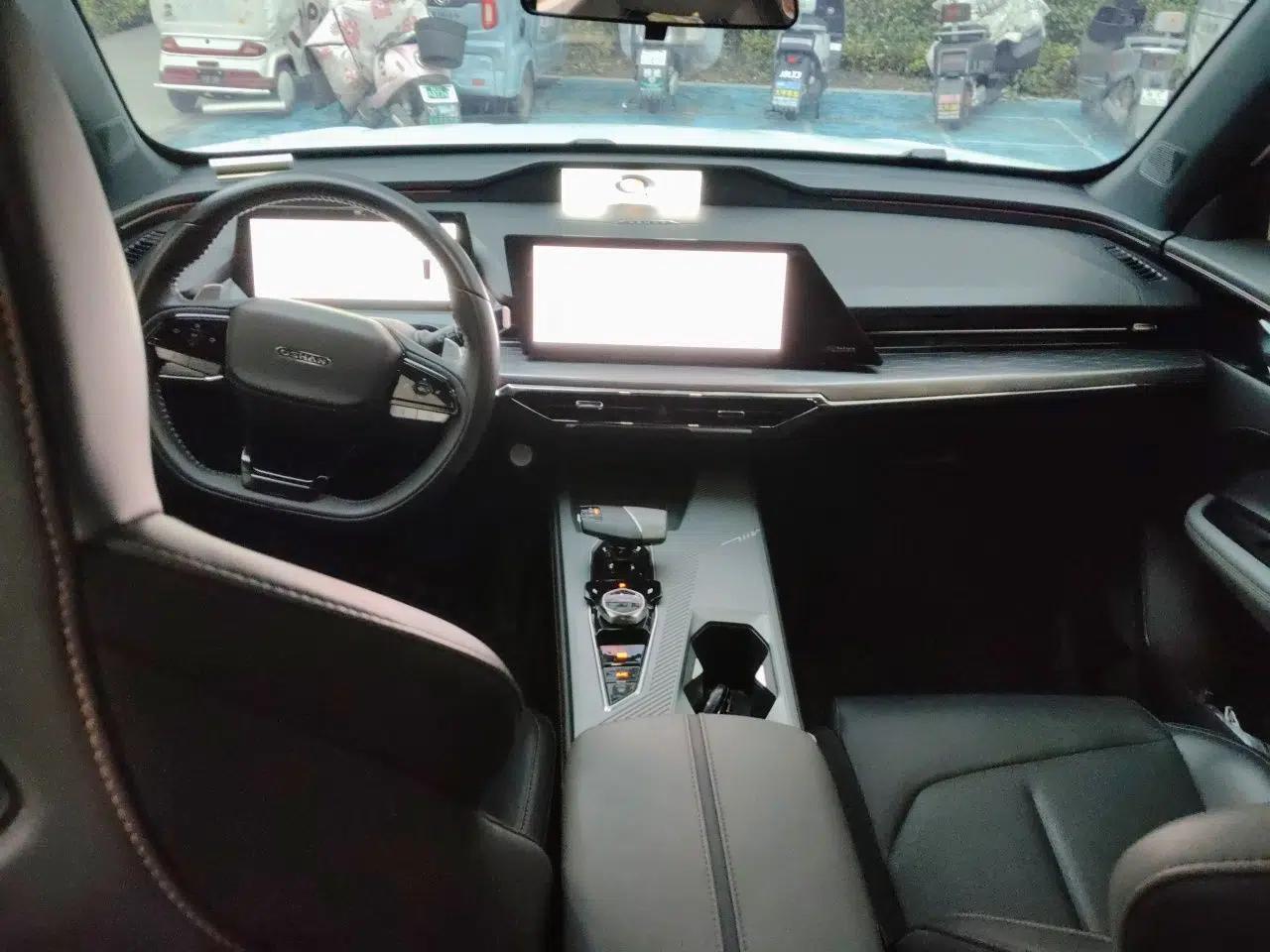 Used CHANGAN OSHAN Z6 New Energy 2023 ZhiDian iDD 150KM Flagship PLUS — миниатюра 9
