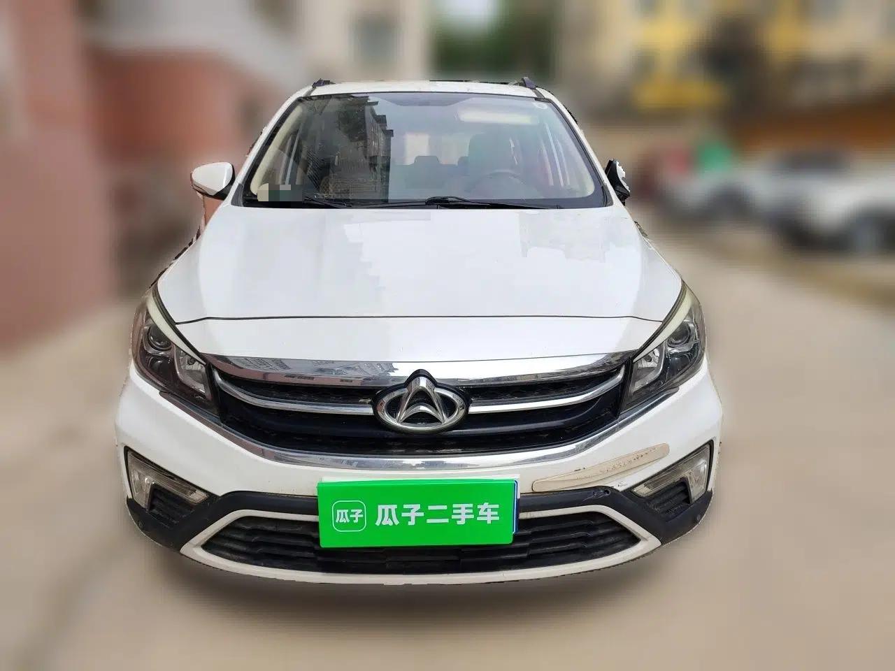 Used CHANGAN OSHAN A800 2017 1.6L Manual Comfort Model — миниатюра 2