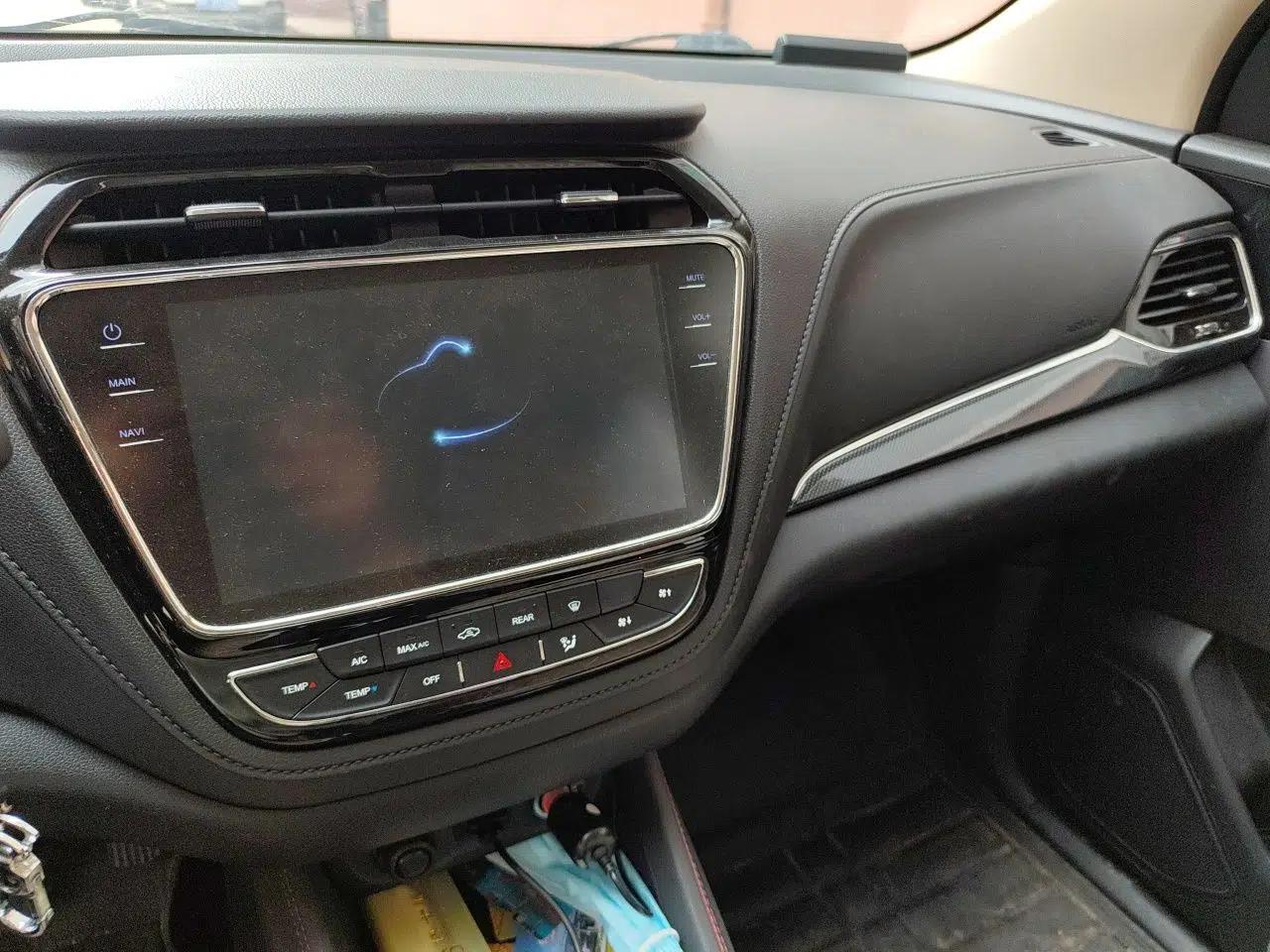 Used CHANGAN OSHAN A800 2017 1.6L Manual Comfort Model — миниатюра 13