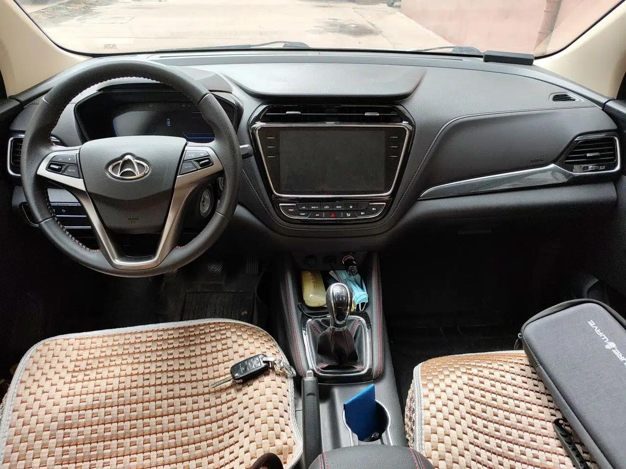 Used CHANGAN OSHAN A800 2017 1.6L Manual Comfort Model — миниатюра 9