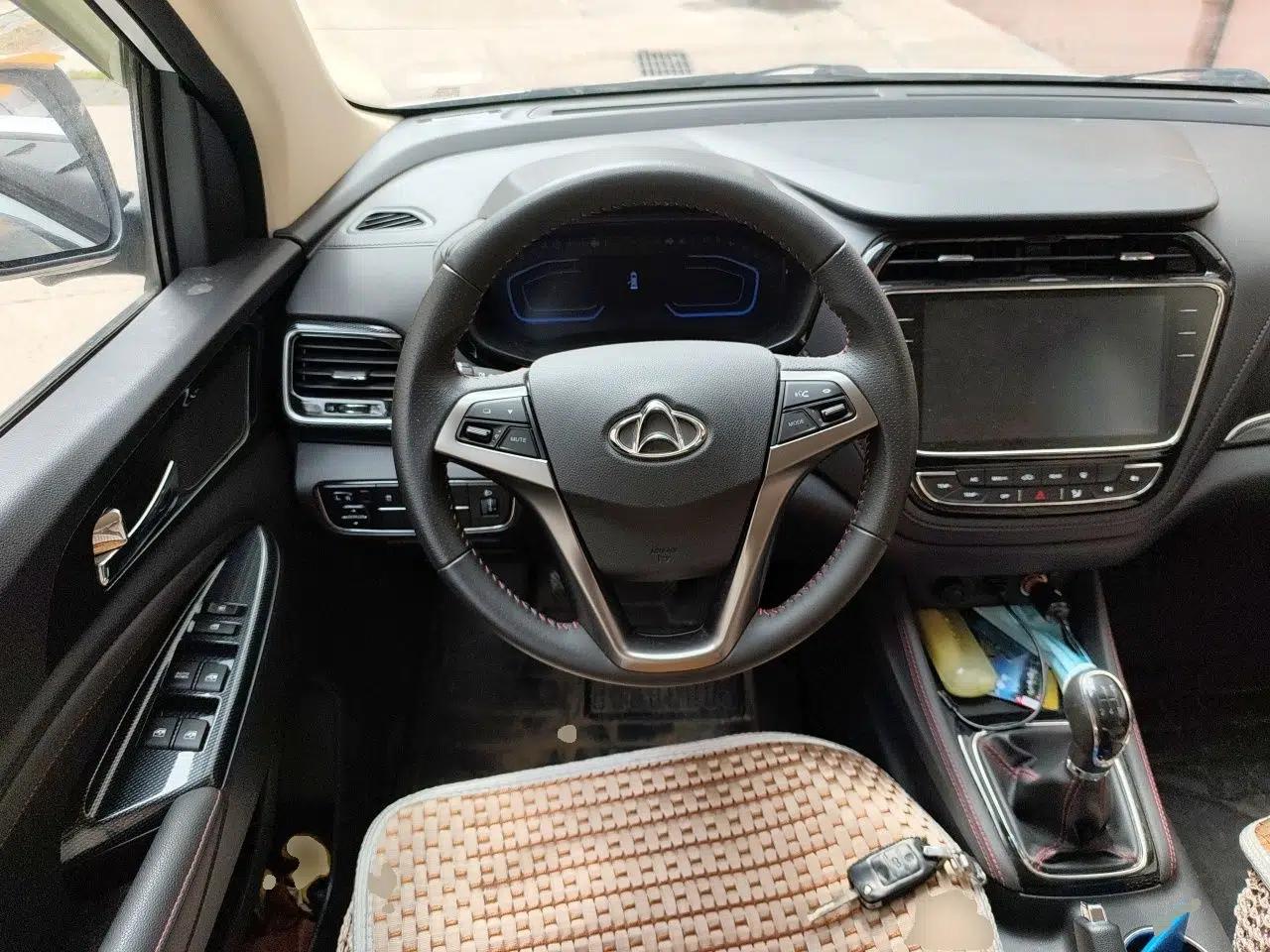 Used CHANGAN OSHAN A800 2017 1.6L Manual Comfort Model — миниатюра 10