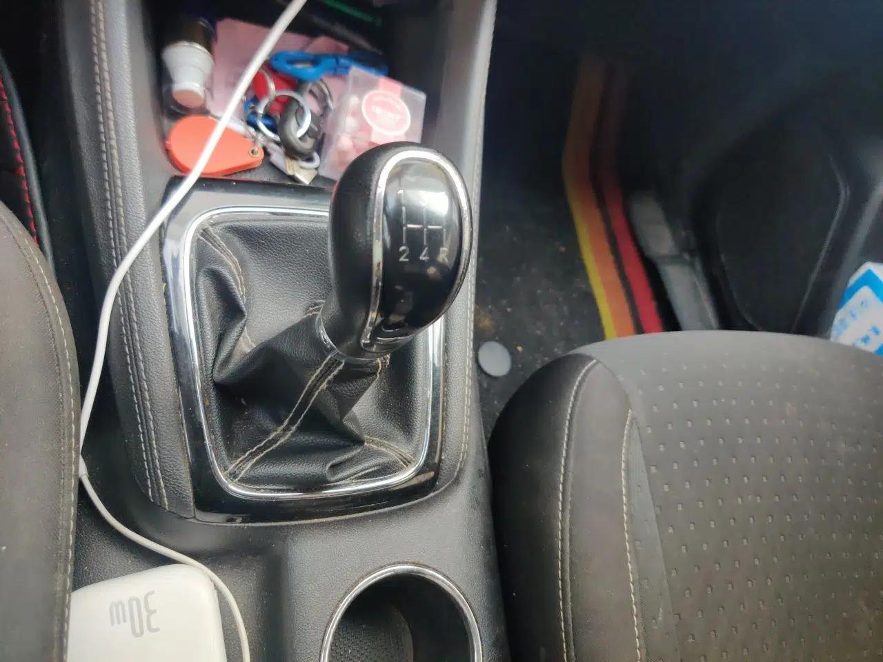 Used CHANGAN OSHAN A800 2019 1.6L Manual Comfort Model China V Standard — миниатюра 14