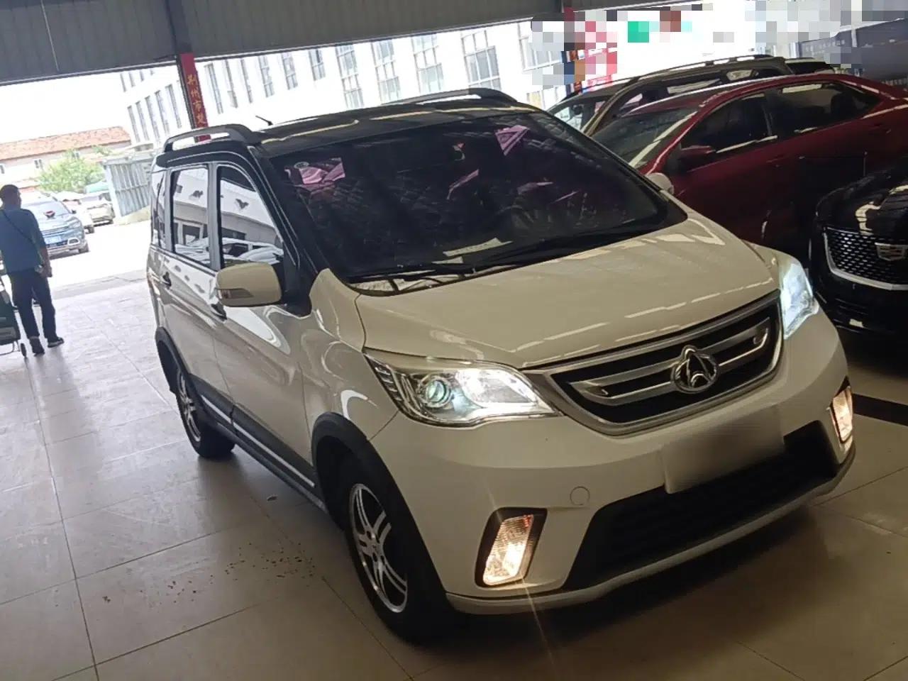 Used CHANGAN OSHAN Olisway 2015 X6 1.4L Manual Mount Everest Edition — миниатюра 3