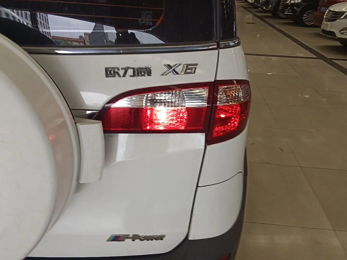 Used CHANGAN OSHAN Olisway 2015 X6 1.4L Manual Mount Everest Edition — миниатюра 9