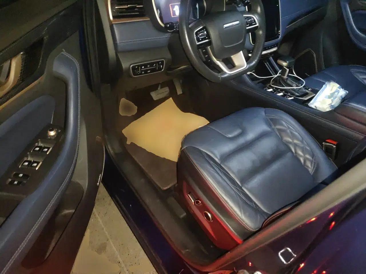 Used CHANGAN OSHAN COS1 2018 1.5T Automatic Smart 7-Seater — миниатюра 16