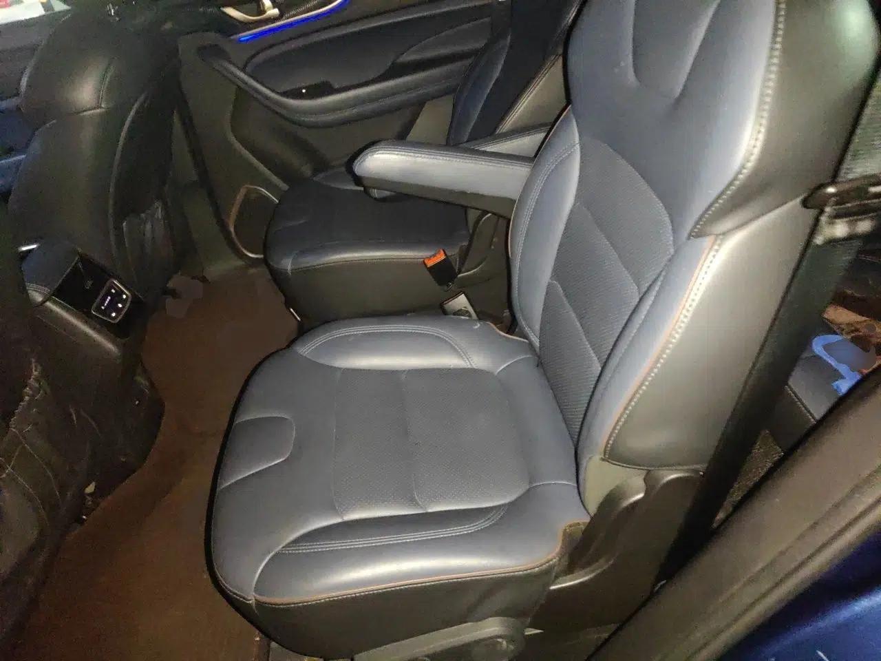 Used CHANGAN OSHAN COS1 2018 1.5T Automatic Smart 7-Seater — миниатюра 17