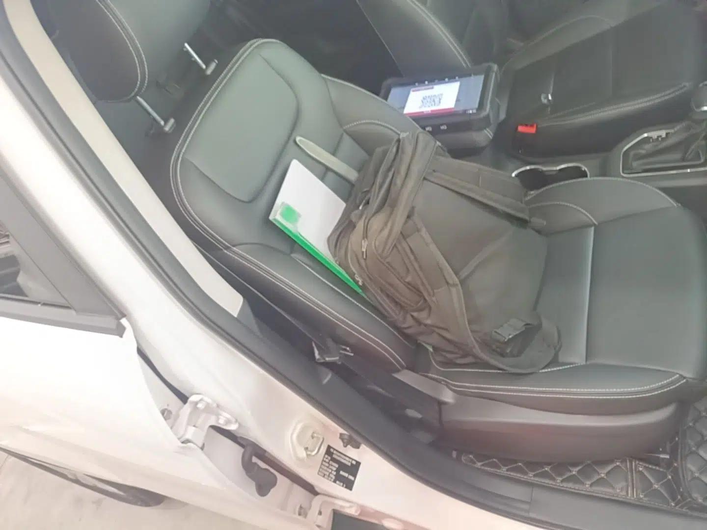 Used CHANGAN OSHAN COS5 2021 1.6L CVT Luxury Model — миниатюра 25