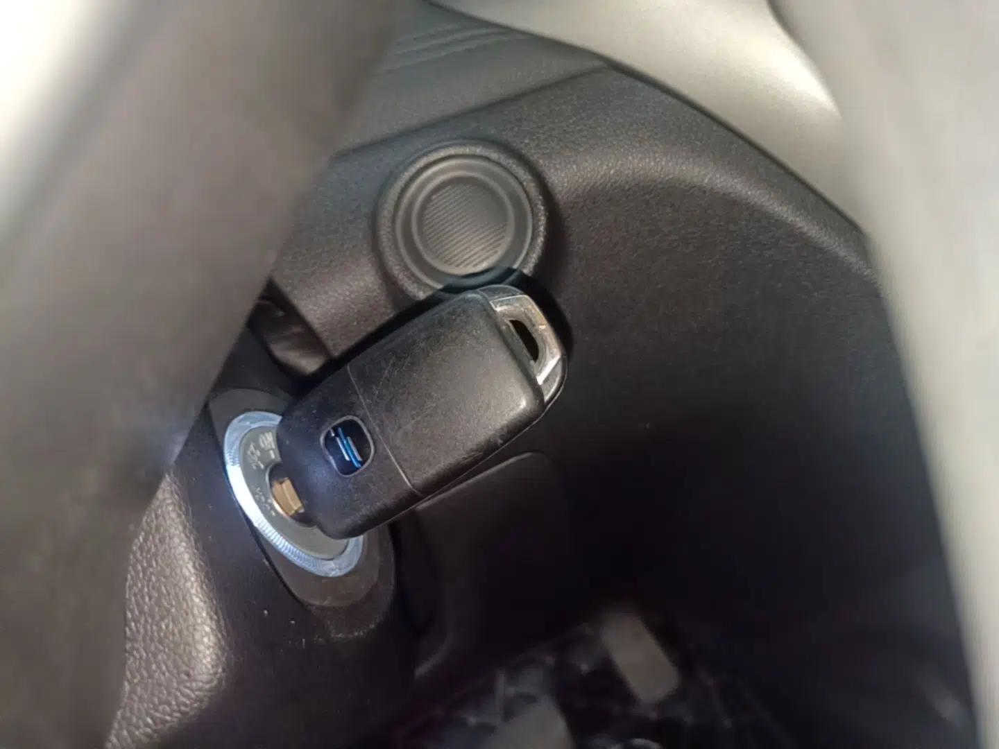 Used CHANGAN OSHAN COS5 2021 1.6L CVT Luxury Model — миниатюра 29