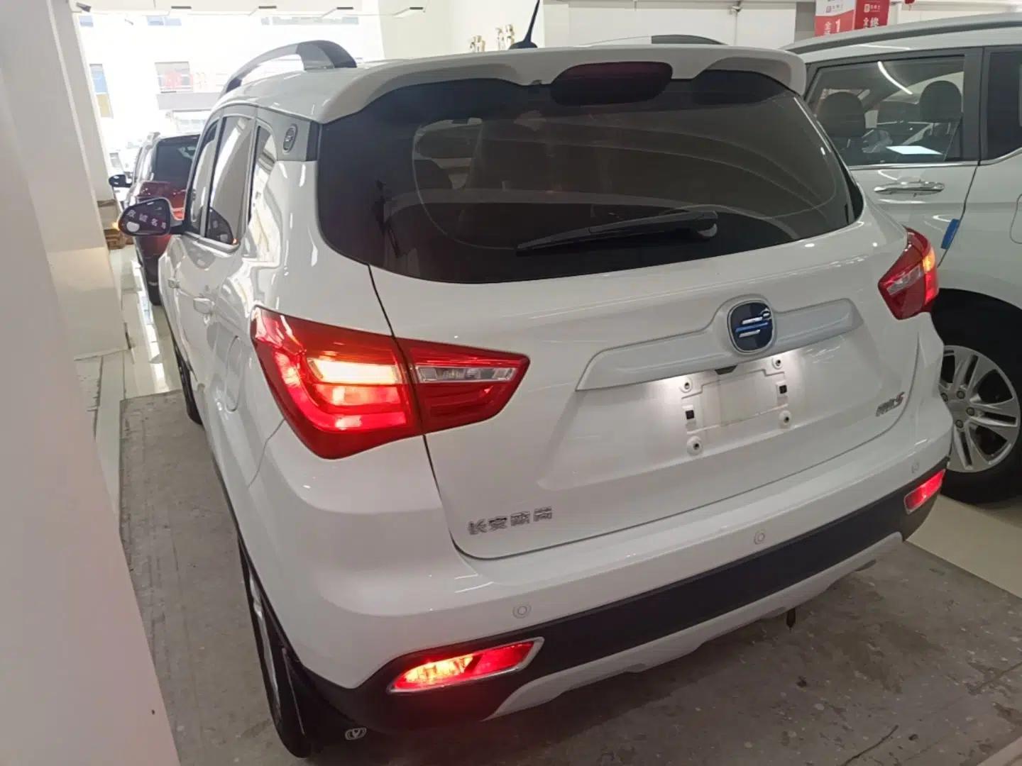 Used CHANGAN OSHAN COS5 2021 1.6L CVT Luxury Model — миниатюра 4