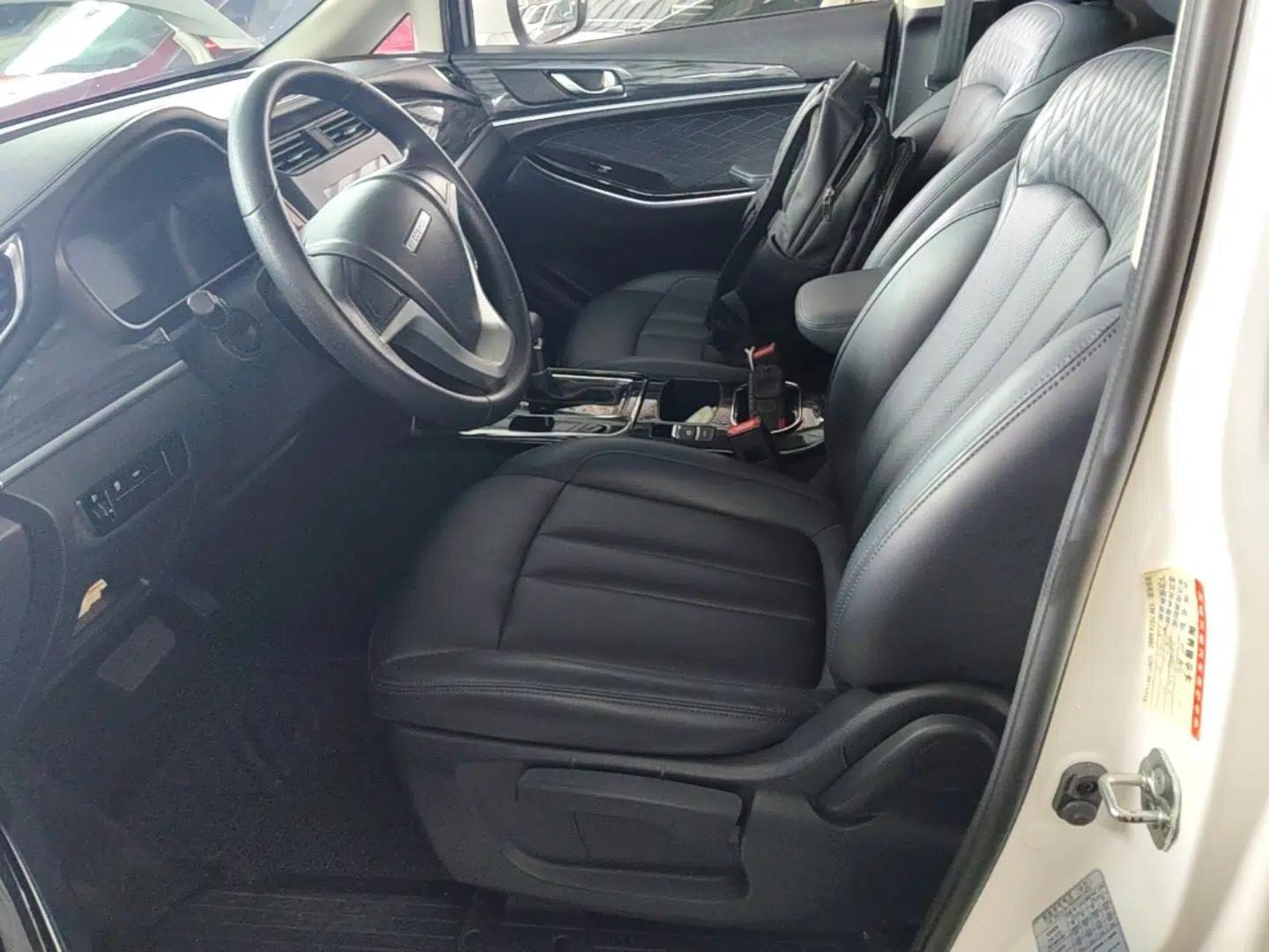 Used CHANGAN OSHAN Cosmos 2019 1.5T Automatic Comfort Edition China VI Standard — миниатюра 17