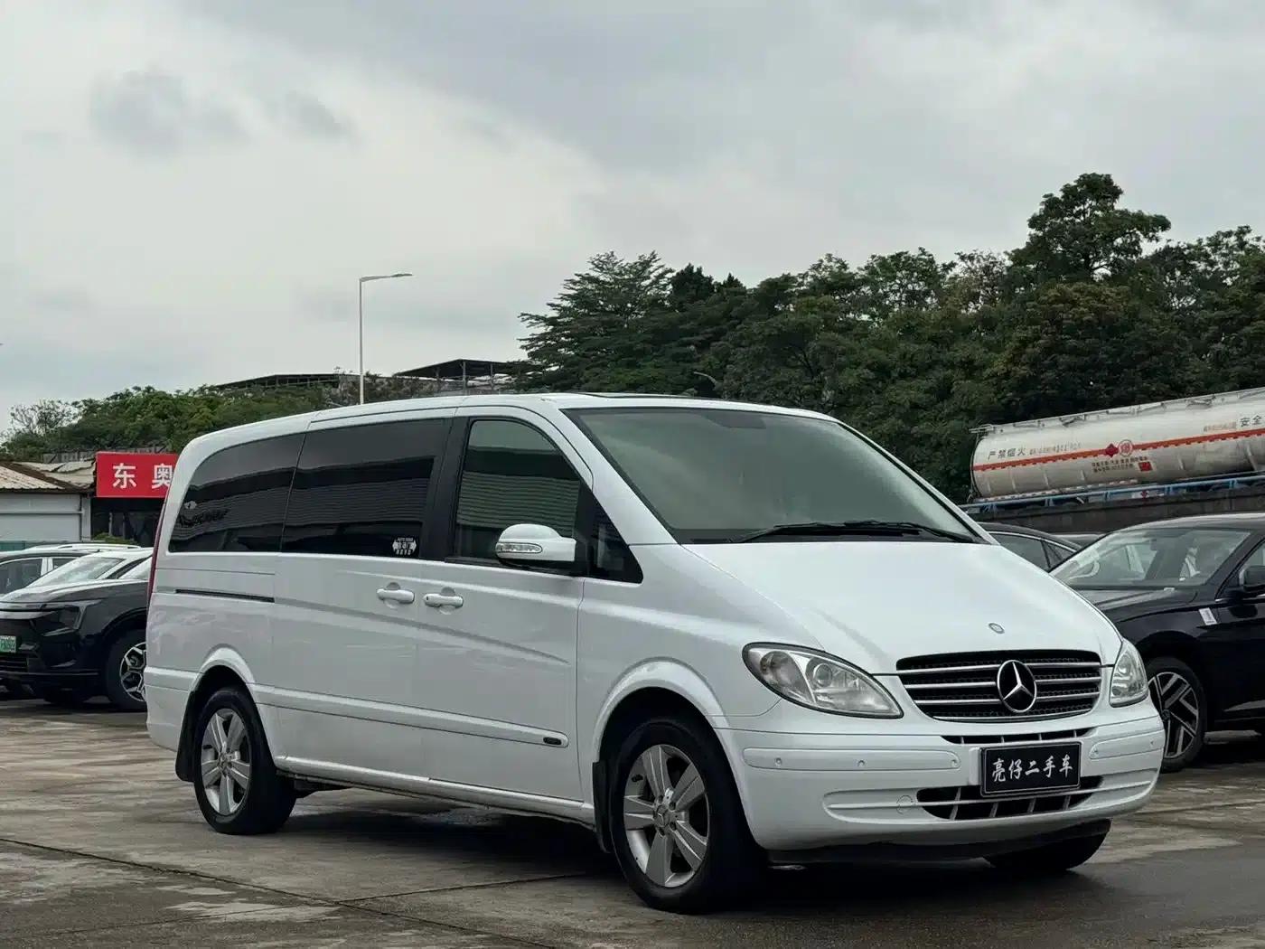 Viano 2011 2.5L Premium Edition — миниатюра 3