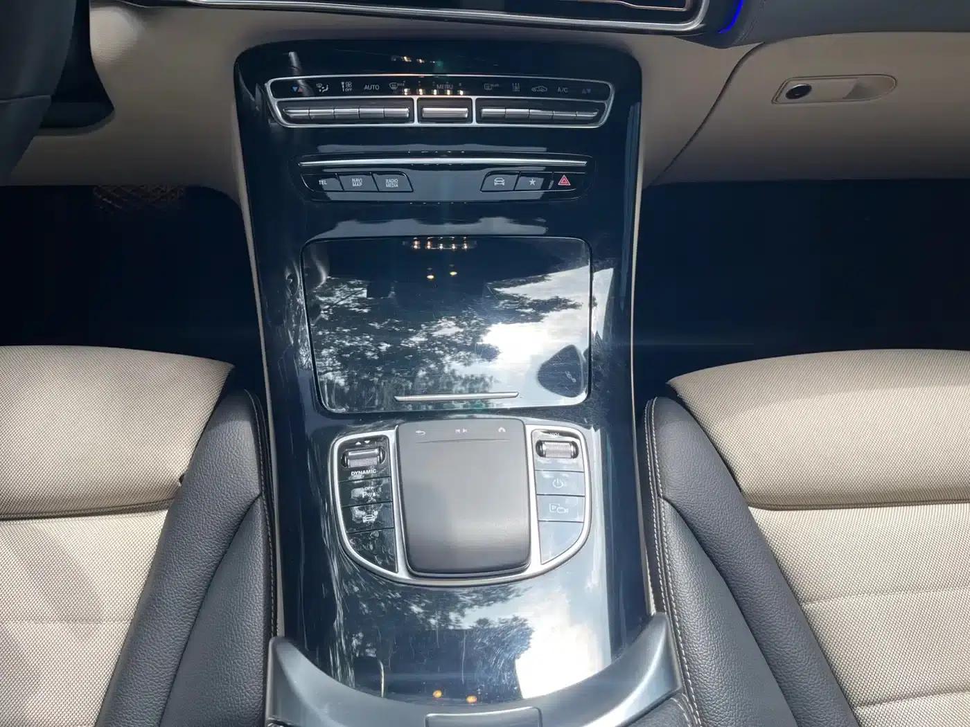 Mercedes-Benz EQC 2021 Model EQC 350 4MATIC — миниатюра 19