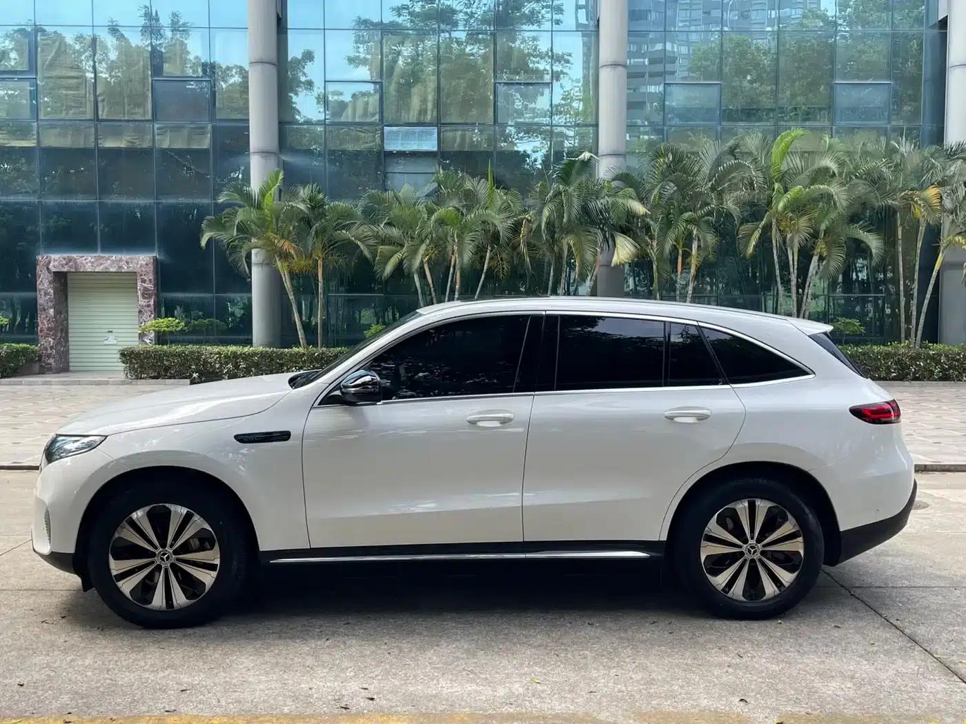 Mercedes-Benz EQC 2021 Model EQC 350 4MATIC — миниатюра 5