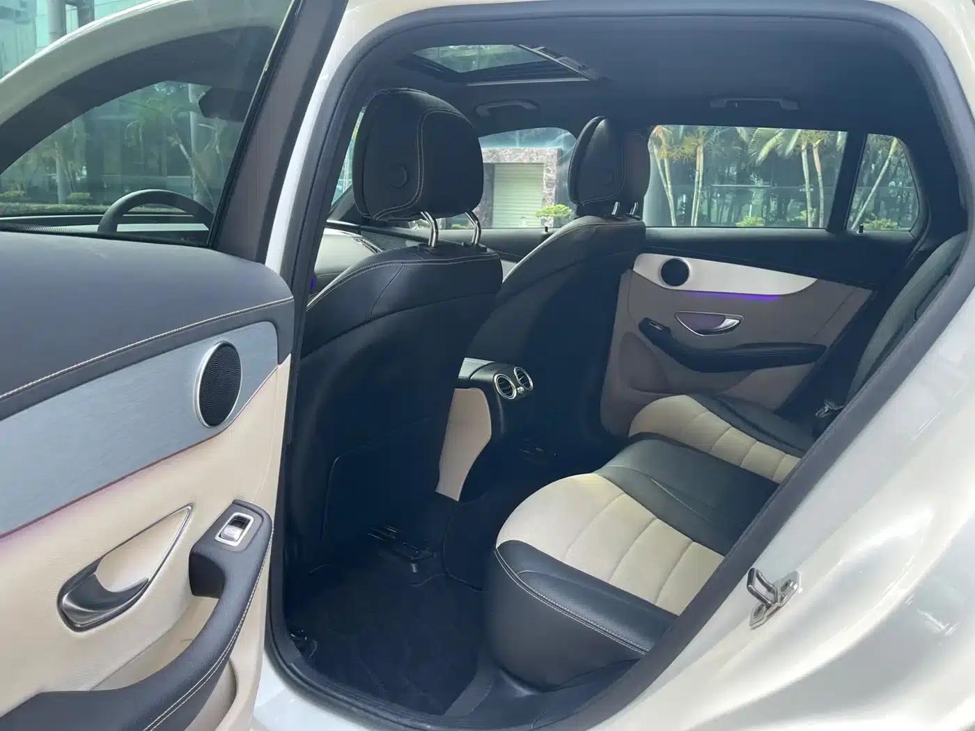 Mercedes-Benz EQC 2021 Model EQC 350 4MATIC — миниатюра 9