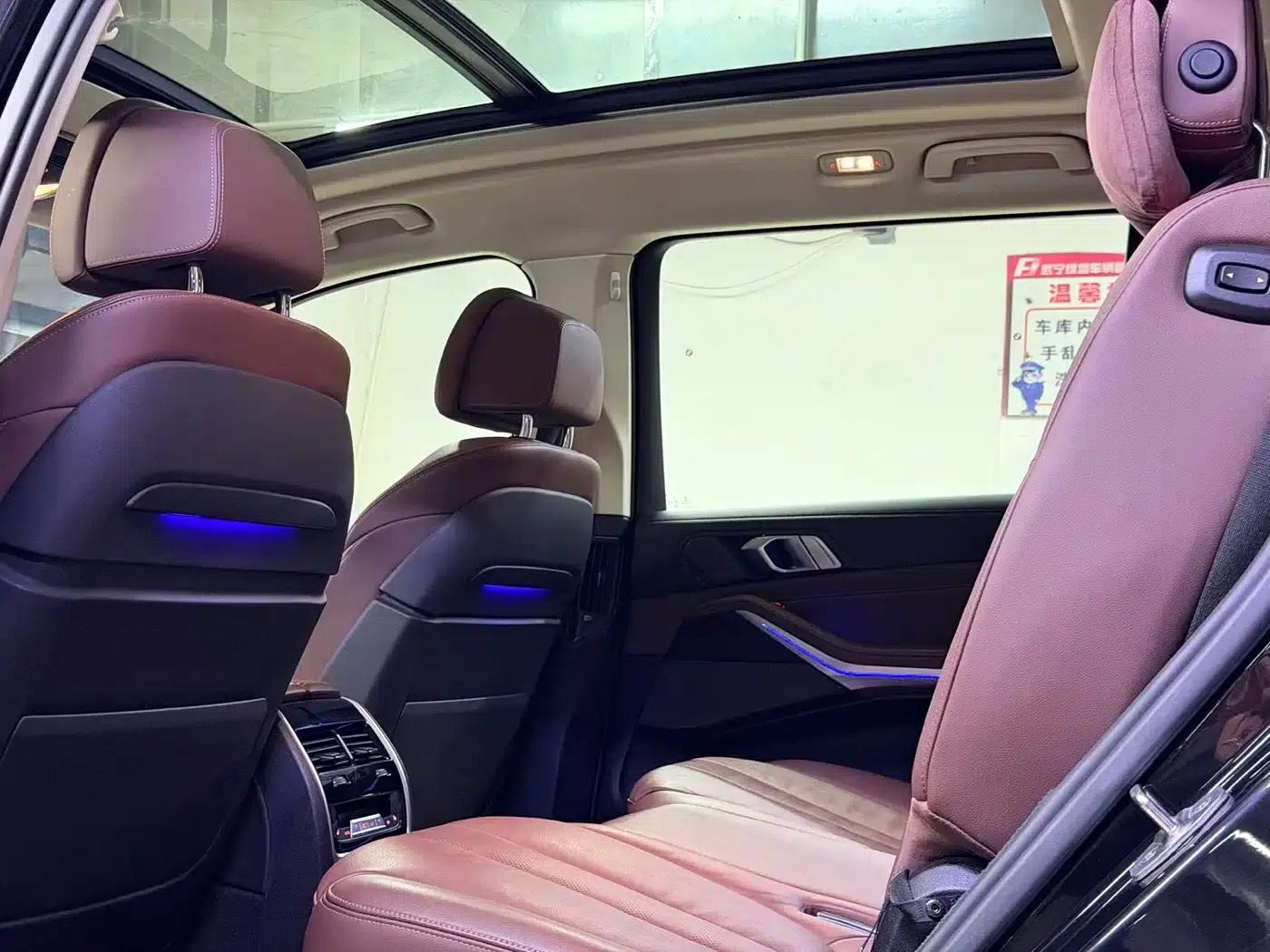 BMW X7 2020 xDrive40i Leading Luxury Package — миниатюра 6