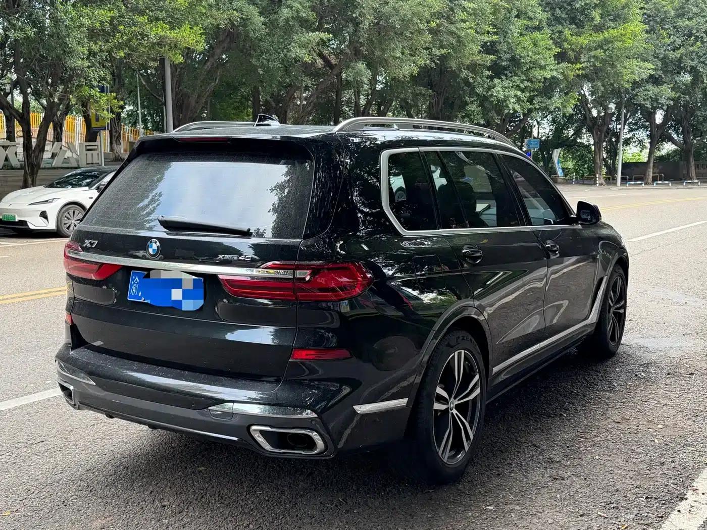 BMW X7 2022 xDrive40i M Sport Package — миниатюра 12
