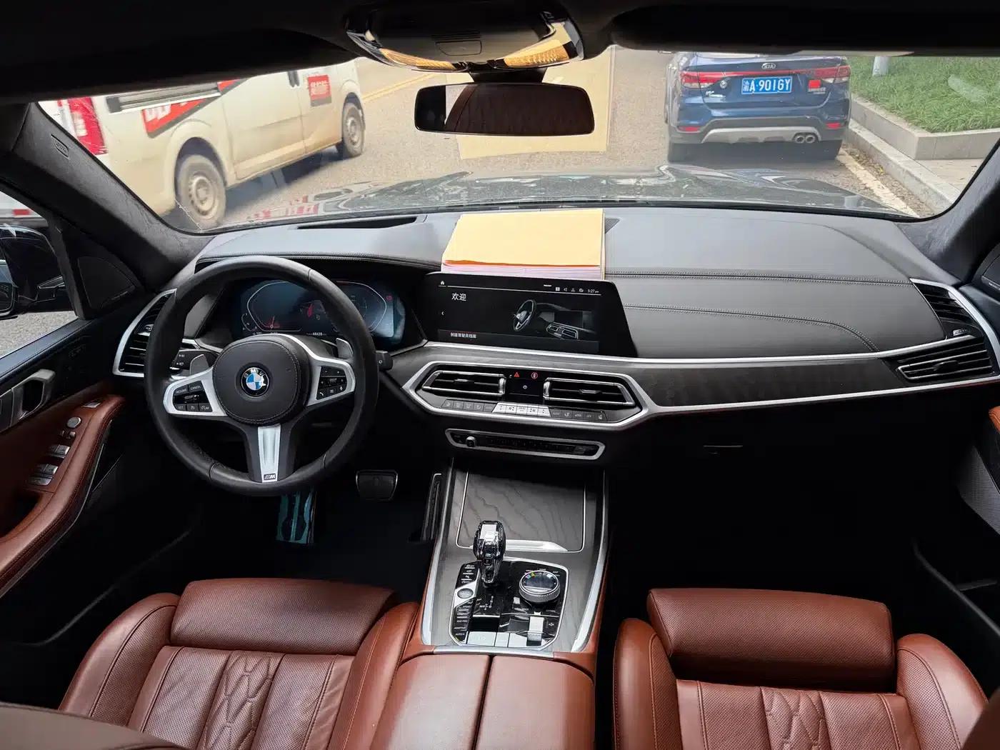 BMW X7 2022 xDrive40i M Sport Package — миниатюра 16