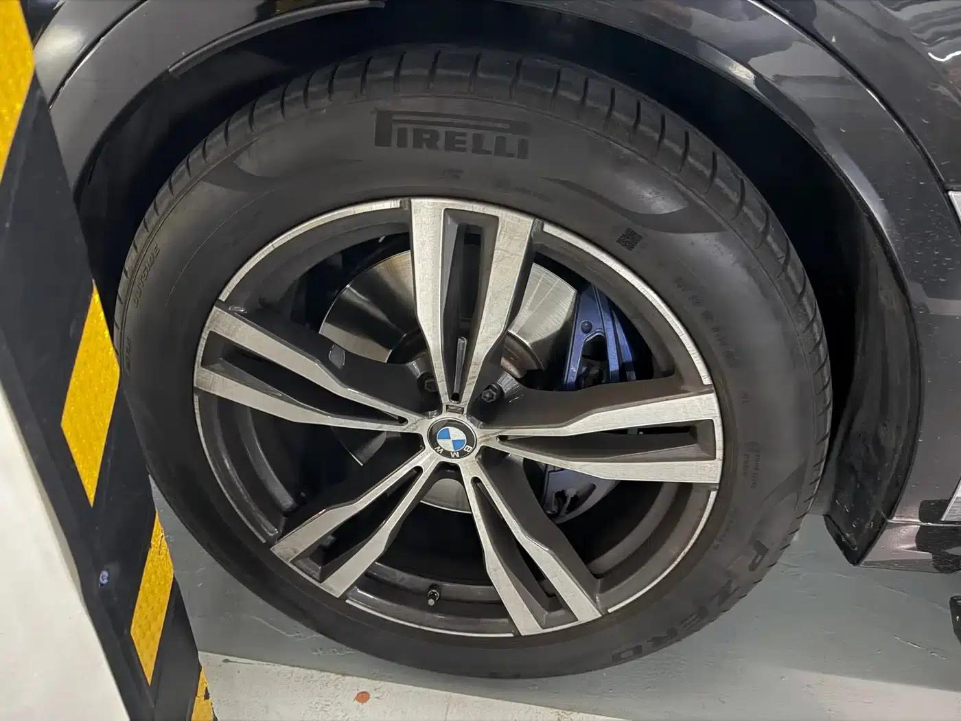 BMW X7 2022 xDrive40i M Sport Package — миниатюра 5