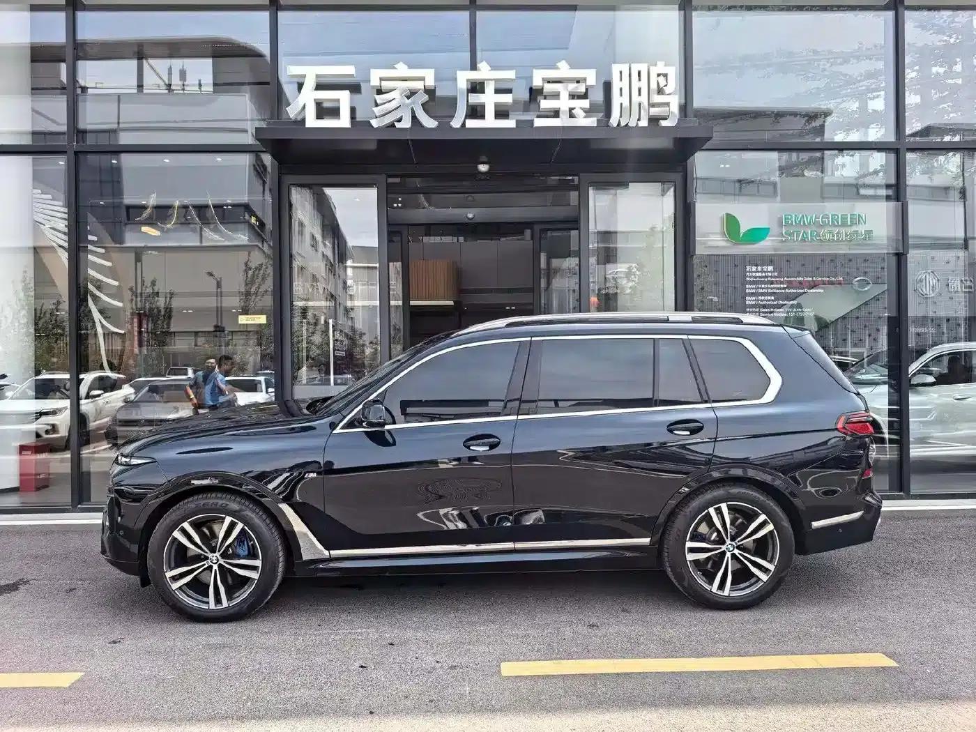 BMW X7 2023 xDrive40i M Sport Package — миниатюра 2