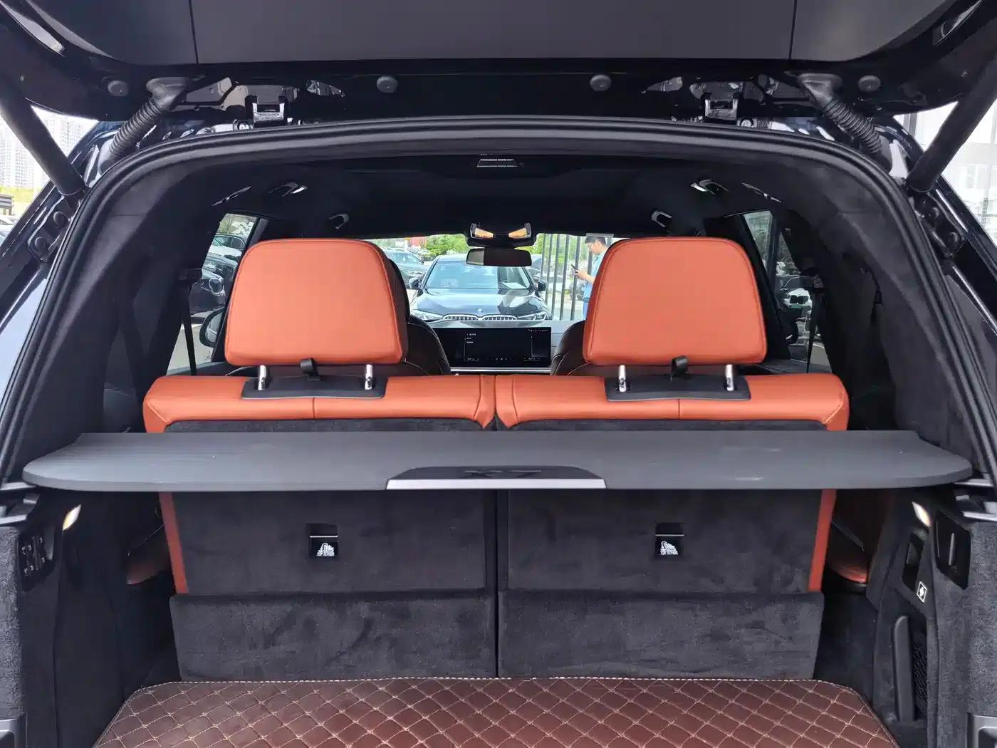 BMW X7 2023 xDrive40i M Sport Package — миниатюра 11