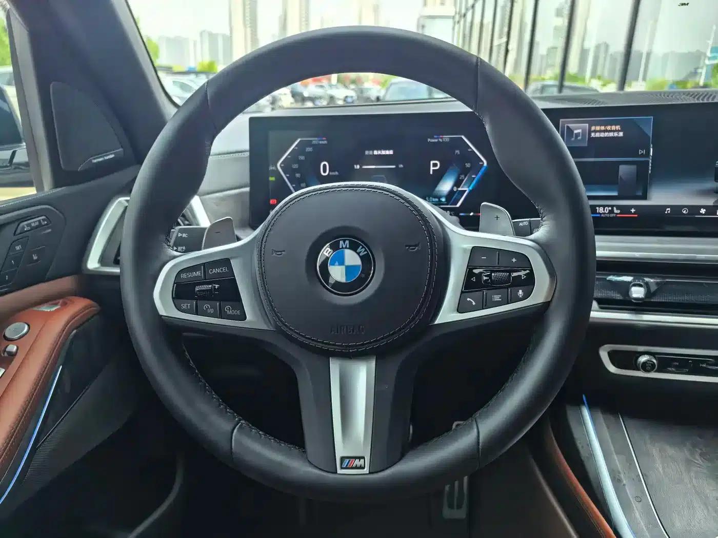 BMW X7 2023 xDrive40i M Sport Package — миниатюра 12