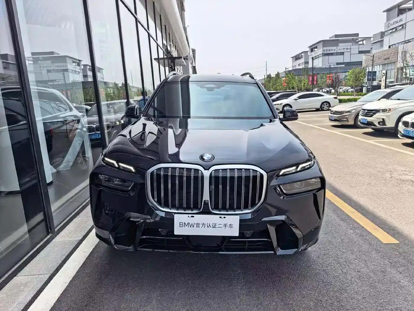 BMW X7 2023 xDrive40i M Sport Package — миниатюра 6