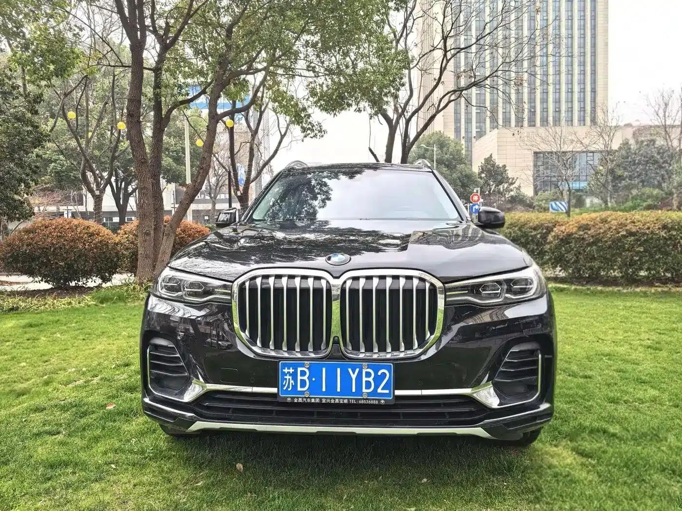 BMW X7 2022 xDrive40i Leading Luxury Package — миниатюра 2