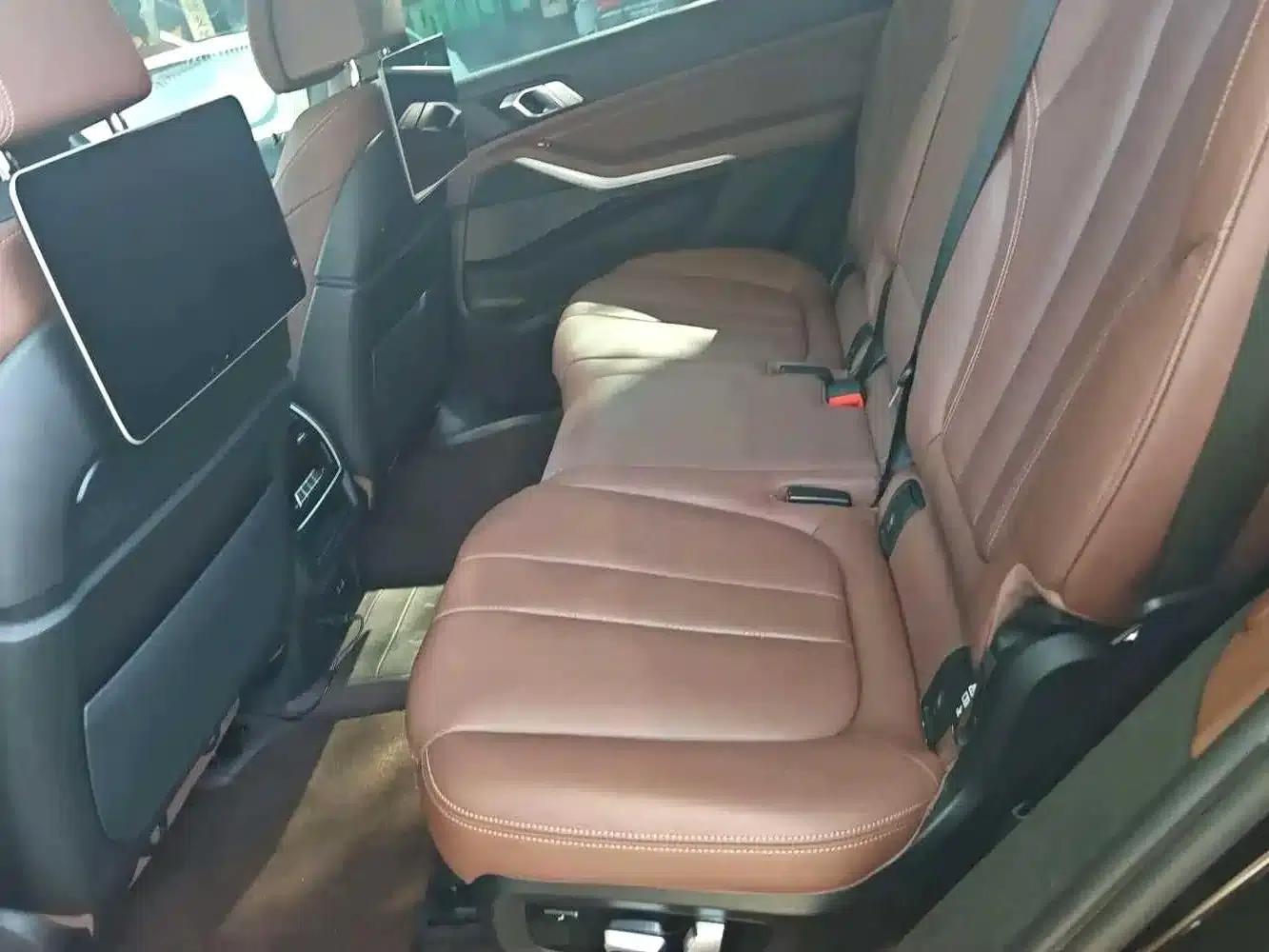 BMW X7 2022 xDrive40i Leading Luxury Package — миниатюра 9