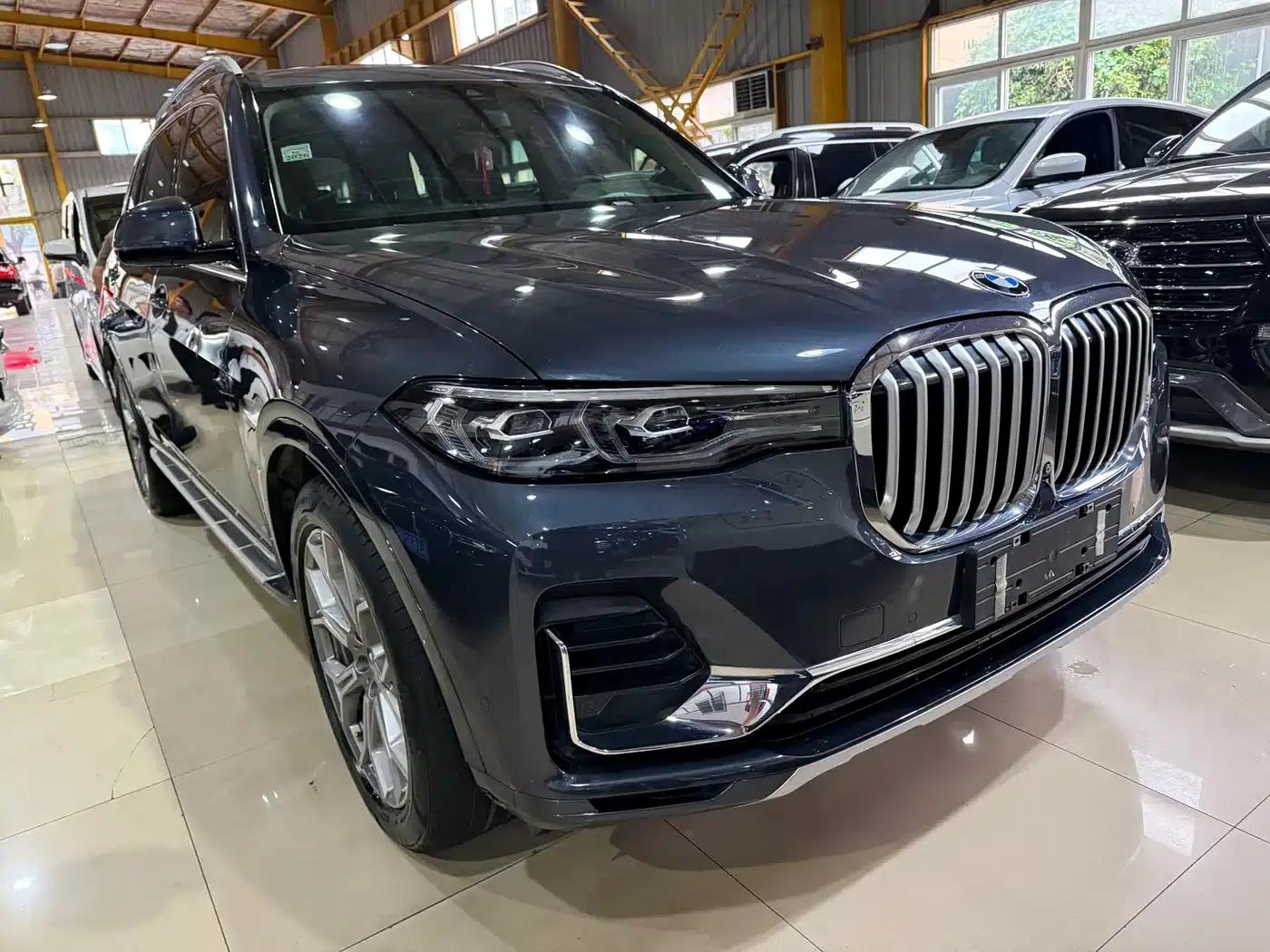 BMW X7 2020 xDrive40i Leading Luxury Package — миниатюра 2