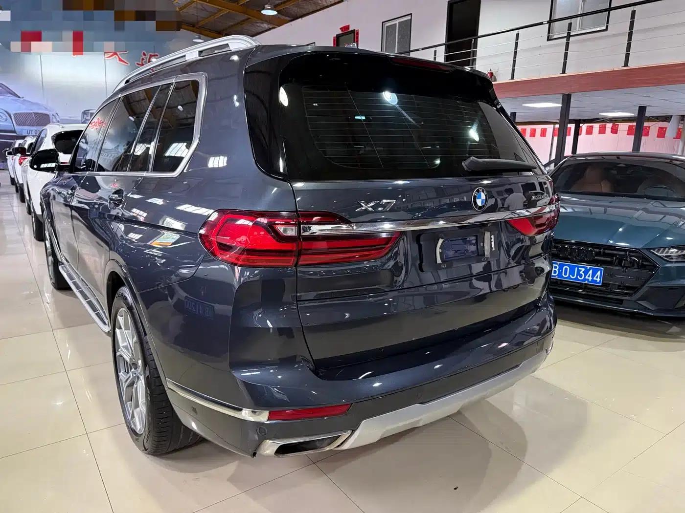 BMW X7 2020 xDrive40i Leading Luxury Package — миниатюра 13