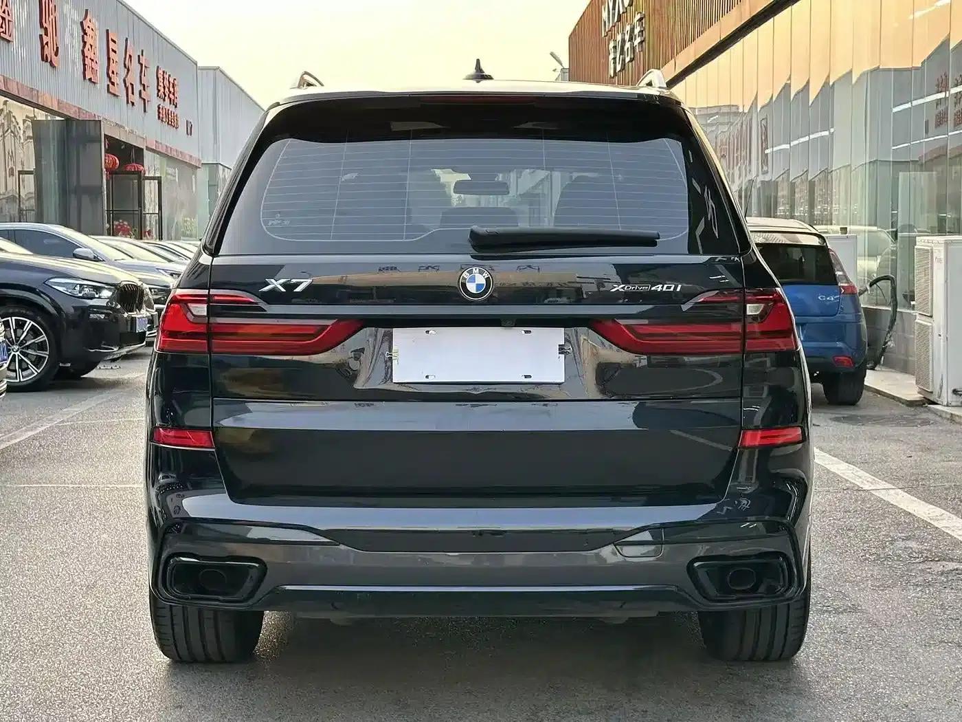 BMW X7 2021 Facelift xDrive40i M Sport Package — миниатюра 11