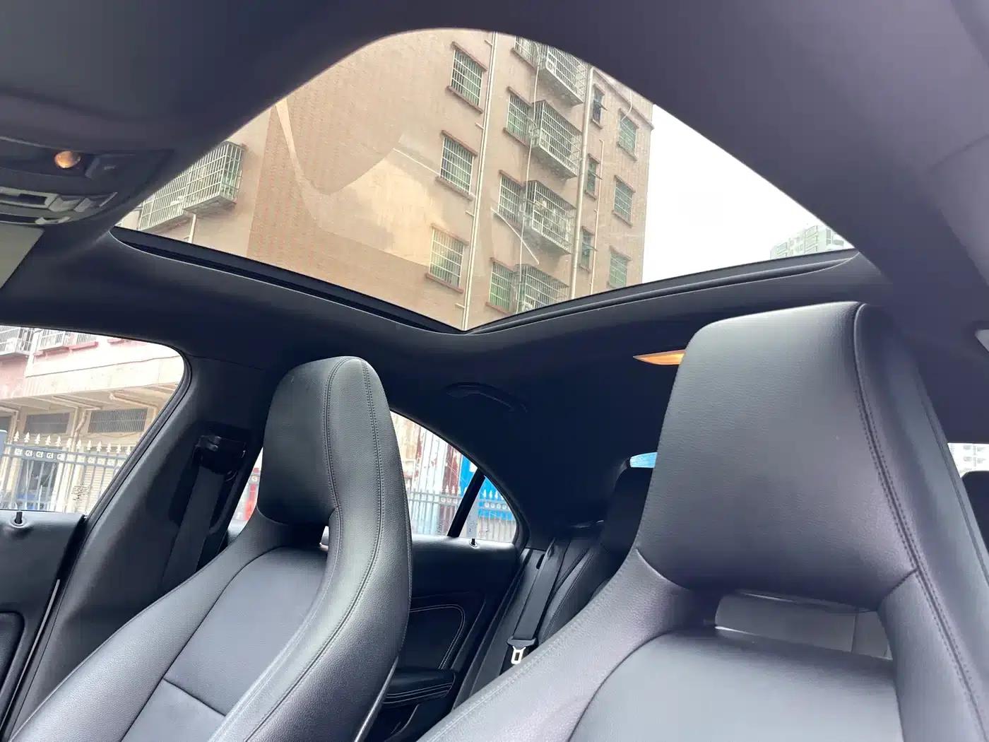 Imported Mercedes-Benz CLA 2015 model CLA 200 — миниатюра 18