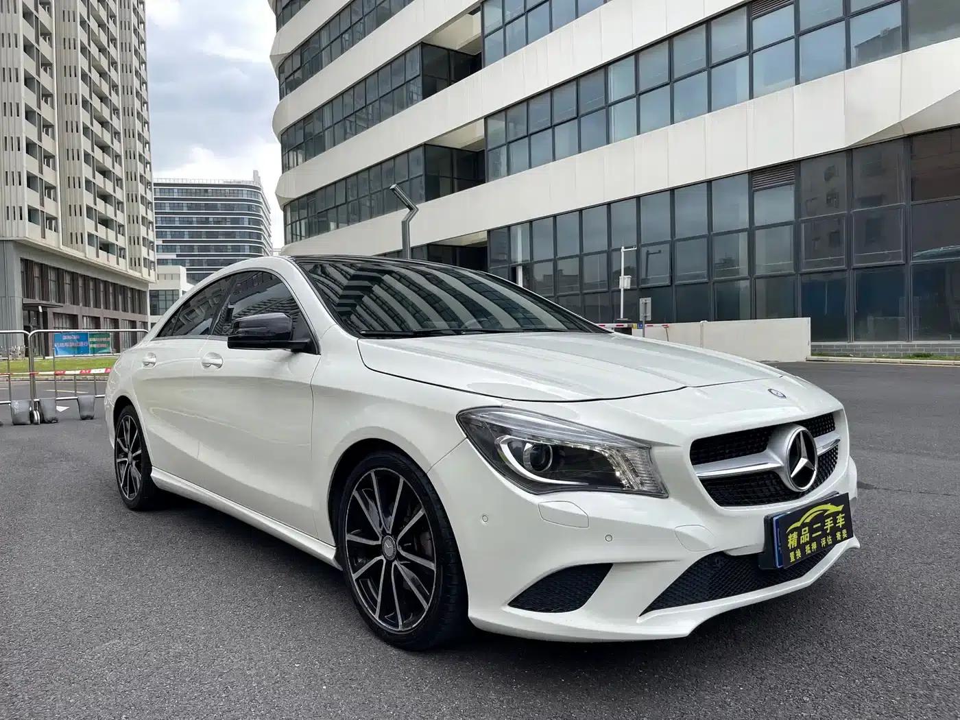 Imported Mercedes-Benz CLA 2015 model CLA 200 — миниатюра 3